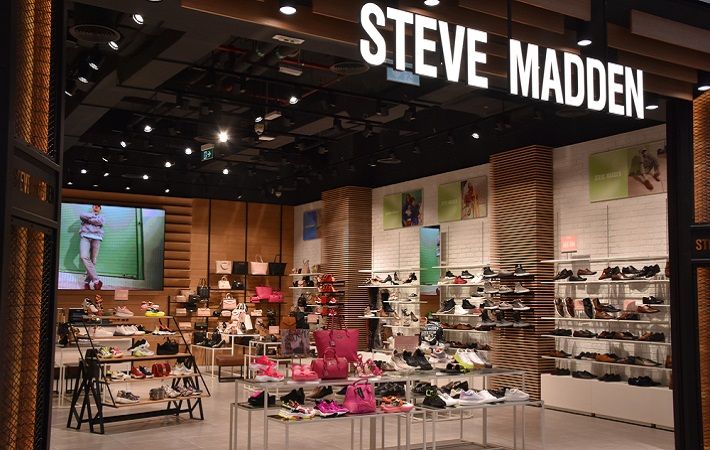 La firma estadounidense Steve Madden traslada la producción a México y Brasil desde China