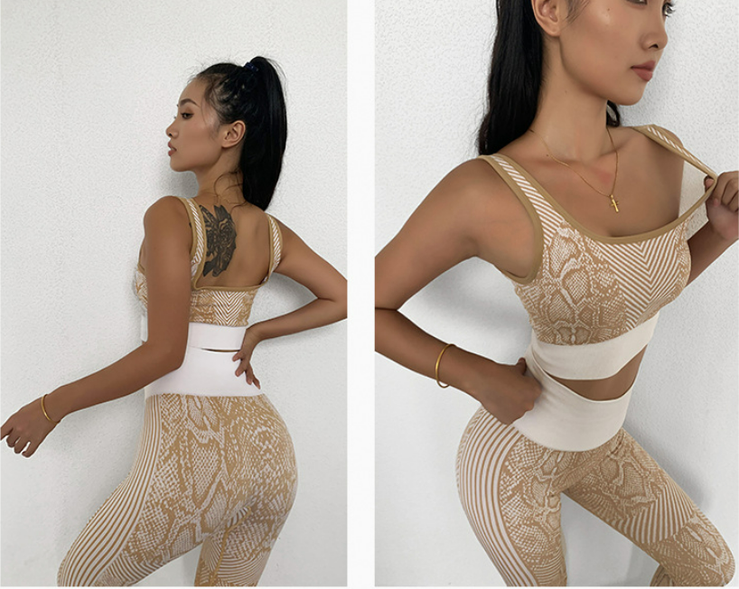 Conjuntos de yoga para mujer Trajes de entrenamiento para mallas de yoga de cintura alta sin costuras acanaladas personalizadas de 2 piezas
